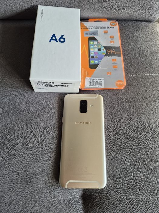 Sprzedam telefon Samsung Galaxy A6