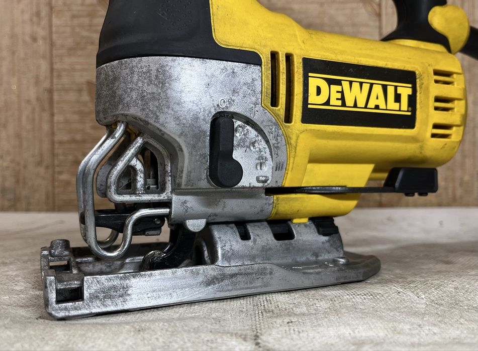 DeWALT DW349 Електролобзик 500Вт