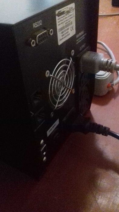 Бесперебійник живення (Mustek2000)