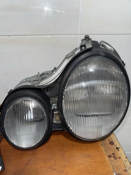 Oticas Mercedes W210 fase 1