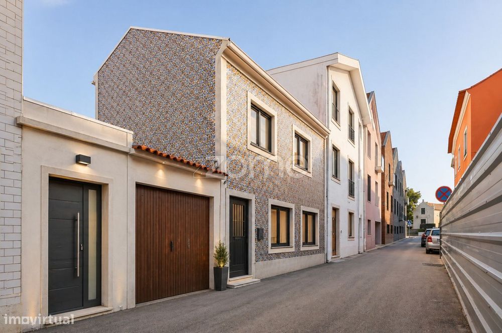 Moradia T3 com quintal, lugar de garagem e poço_Zona da Beira Mar