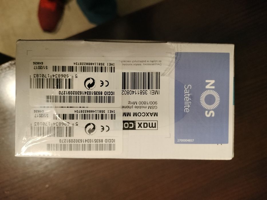 Maxcom Telemóvel novo embalado selado da NOS