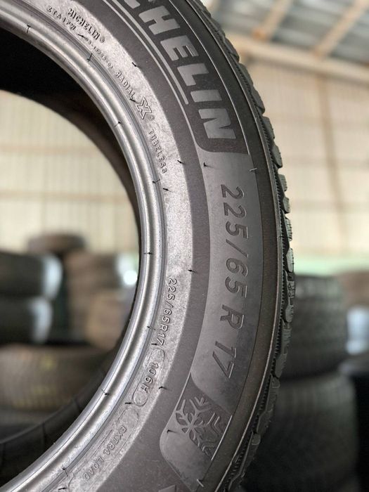 225/65R17 Michelin 2025p