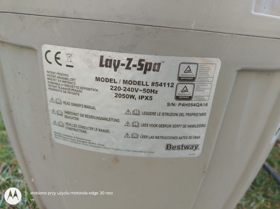 Jaccuzi Lay-Z-Spa Bestway błąd E08 basen