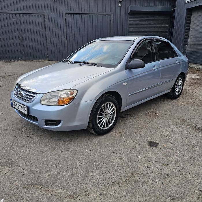 Kia cerato 1.6 Газ-бензин