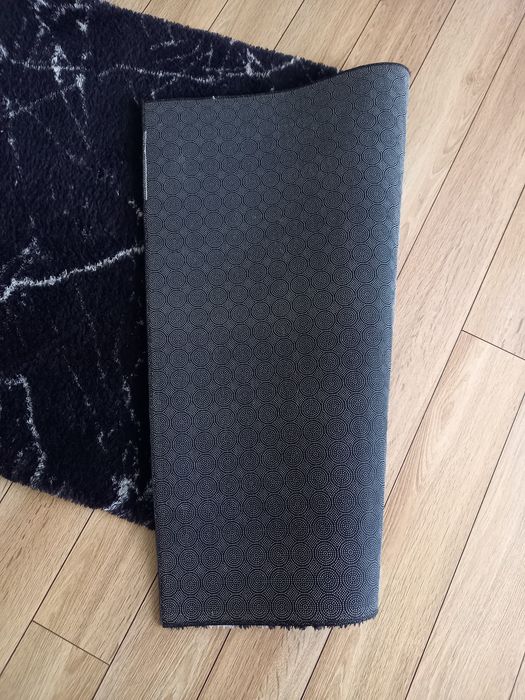 Dywan czarny 150x80 cm