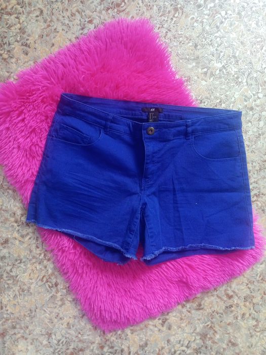 Шорти. Фірми H&M.
