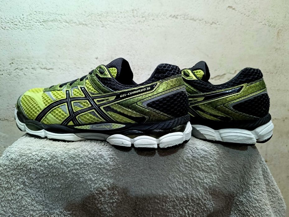 ASICS GEL-CUMULUS 16 r.47 stan bardzo dobry