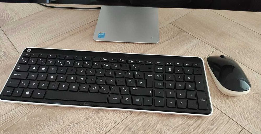 Komputer HP Pavilion All-IN-One 23-q055