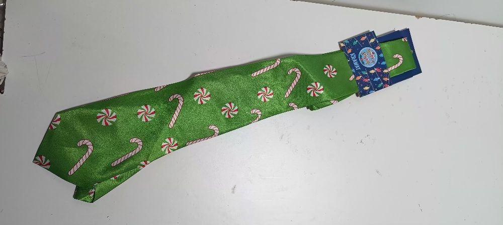 Nowy zielony krawat boże narodzenie laski świąteczne empik prezent hit