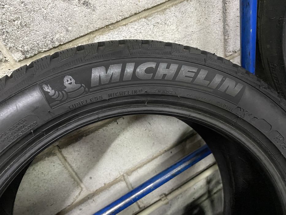 Зимові шини 205/50 R17 MICHELIN