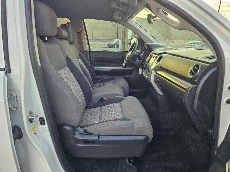 2019 Toyota Tundra SR5