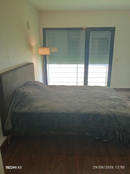 Arrenda-se apartamento