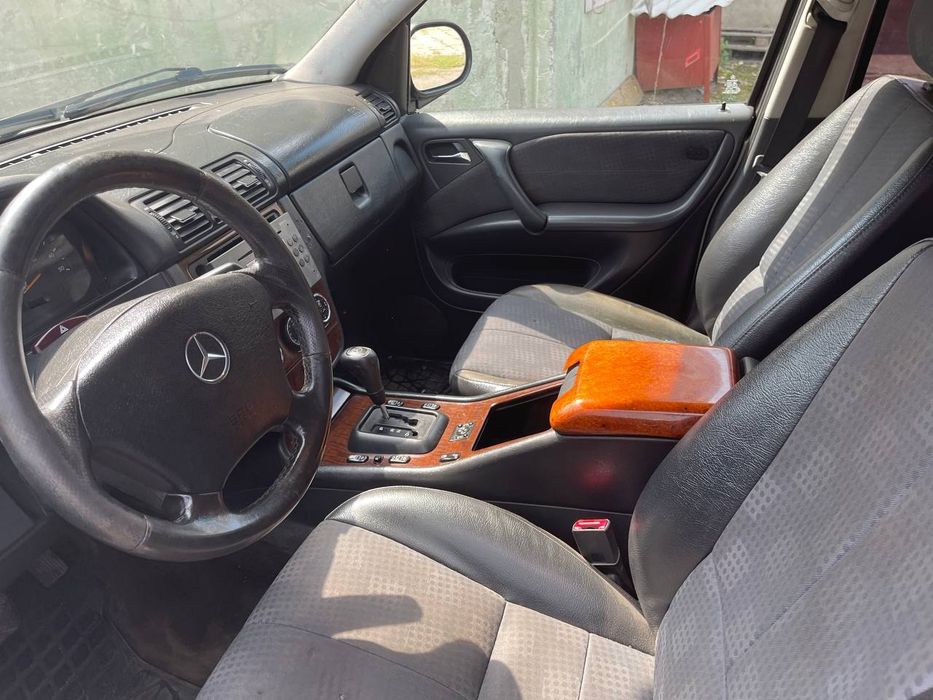 Mersedes Ml163( Мерседес Мл) 2,7 Дизель Автомат 2004 рік Повний привід 4Х4