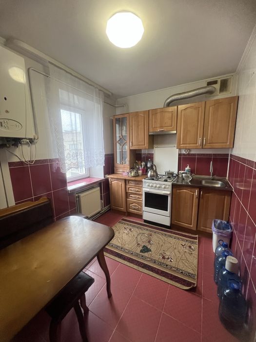 Продам 3 кімнатну квартиру