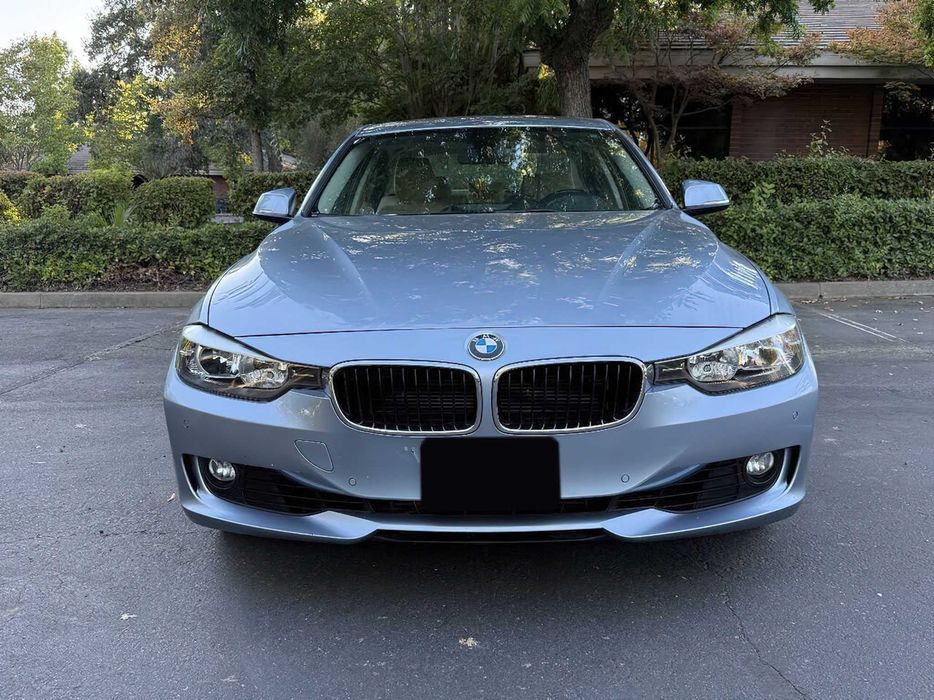 BMW 3 Series 328i      2015