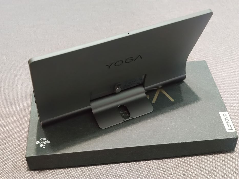 Планшет Lenovo Yoga Smart Tab 4/64