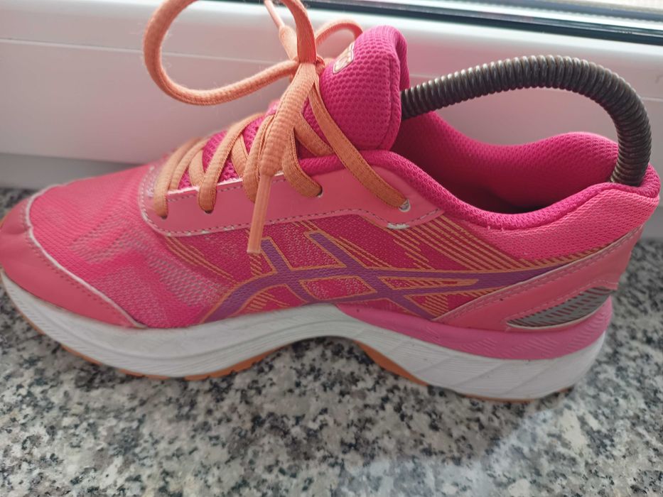 Damskie buty do biegania asics Gel-Nimbus 19 rozmiar 37