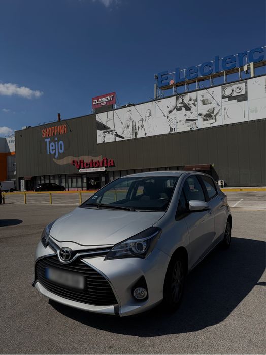 Toyota Yaris 1.0 VVT-i | 2016 | 140.000 km | Apple CarPlay + Câmara