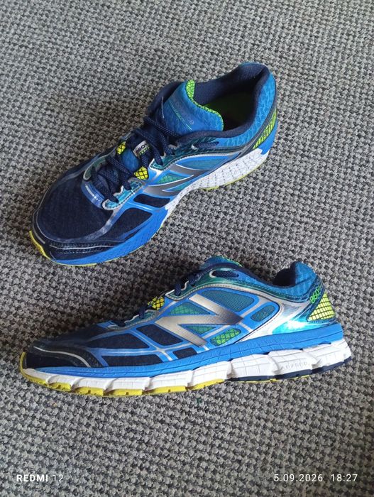Buty męskie do biegania treningowe model New Balance 860v5 r. 47