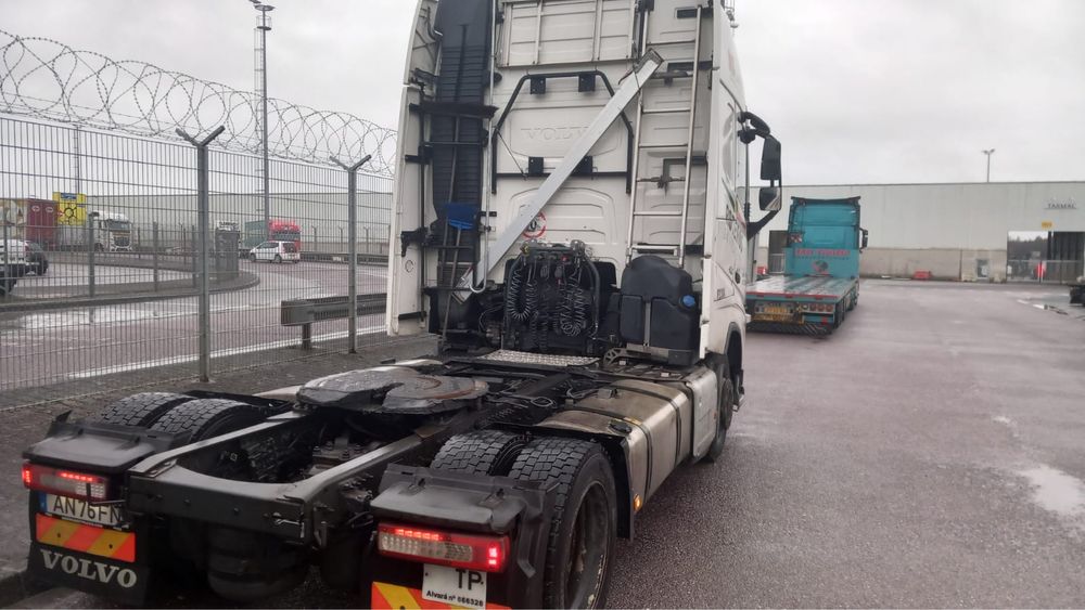 Empresa de transportes  internacionais de mercadoriass