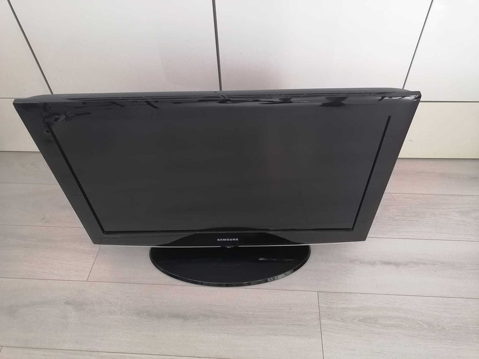 Televisão Samsung 31 polegadas (avariada)64284285361027123