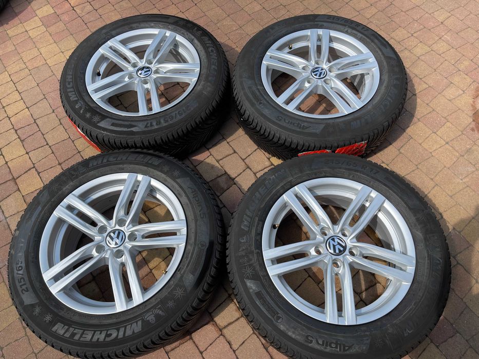 3827. Koła letnie Golf Alltrack Caddy Jetta Octavia IV 5x112 205/55/17
