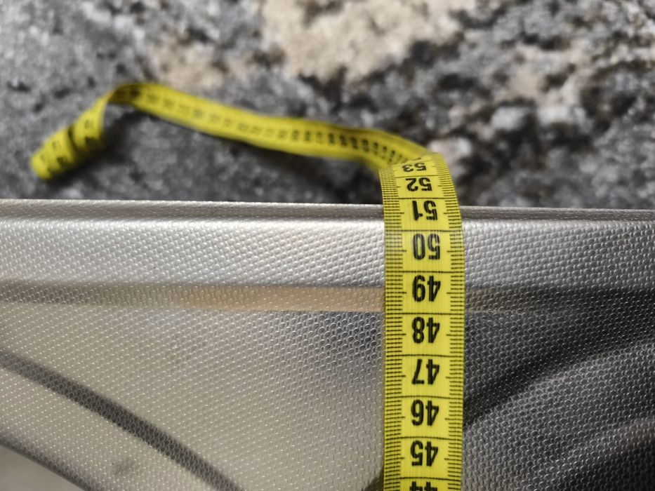 Мийка з нержавійки кухонна