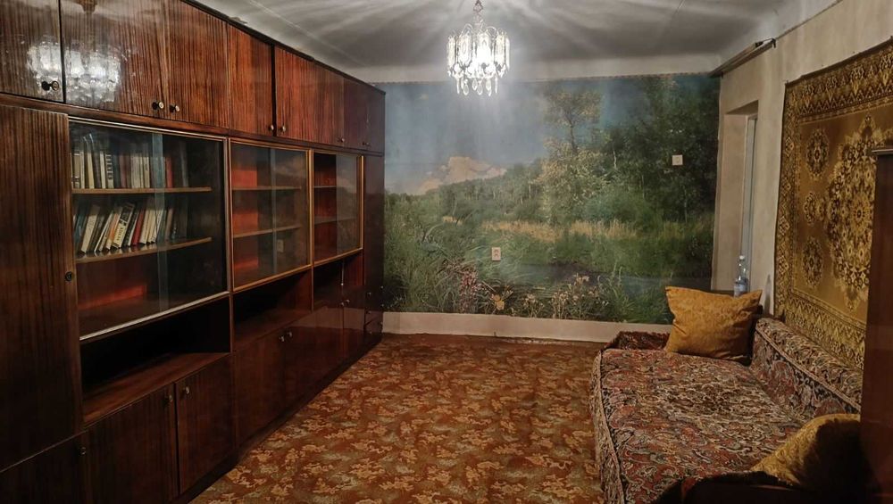 Продам квартиру 2х кімнатну в центрі міста