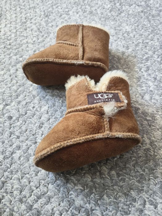 Dziecięce buty ugg r 19