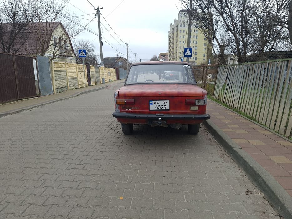 Ваз 21011 на полном ходу