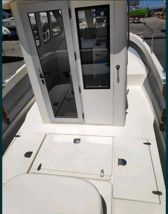 barco guymarine antioche  700