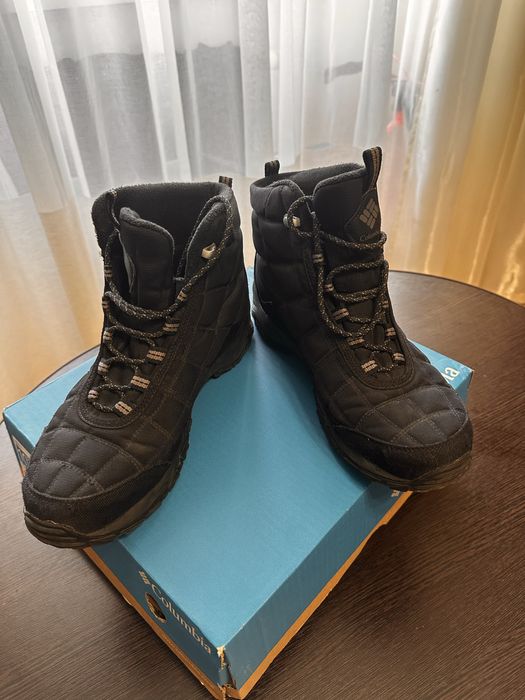Продам оригінальні чоловічі черевики