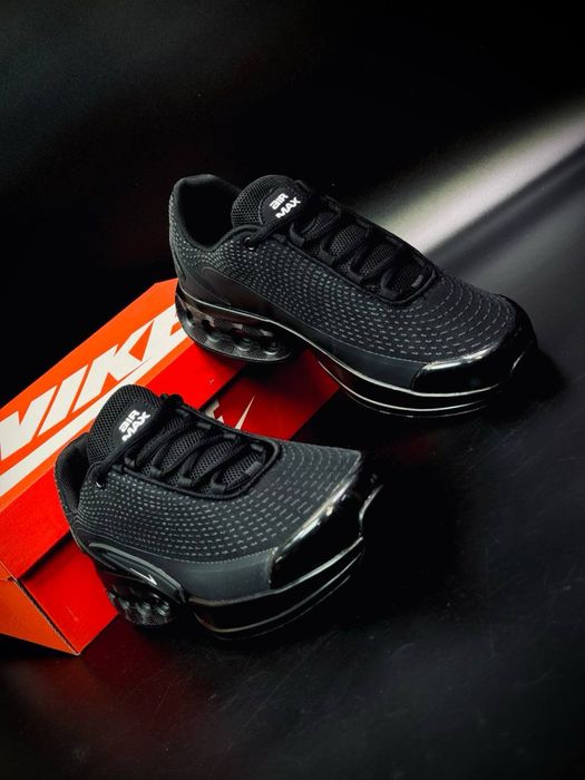 Чоловічі Nike Air Max Dn Triple Black • кромовки найк 43 розмір • чорні лєтні красовки найк • Найки гелеві
