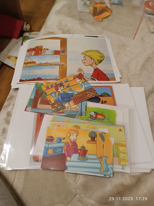 Zestaw historyjek obrazkowych