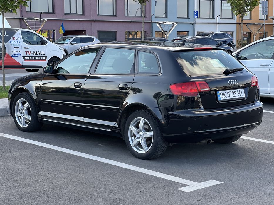 Audi a3 1.6 бензин