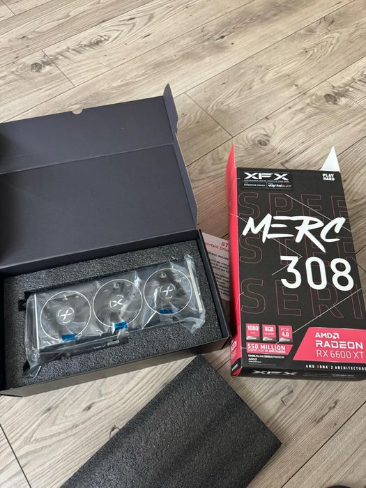 Rx 6600 xt xfx  merc 308 3 wentylatory ddr6