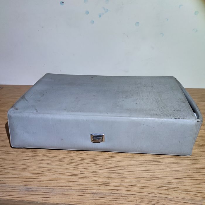 Фен весна настінний