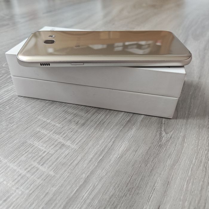 Samsung Galaxy A5 2017 w bardzo dobrym stanie