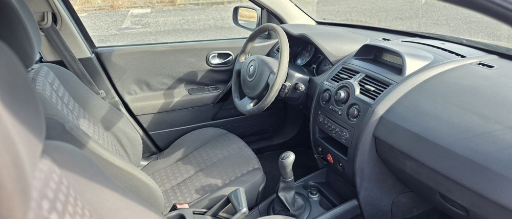 2006 - Renault Megane 1.5 DCI Económico