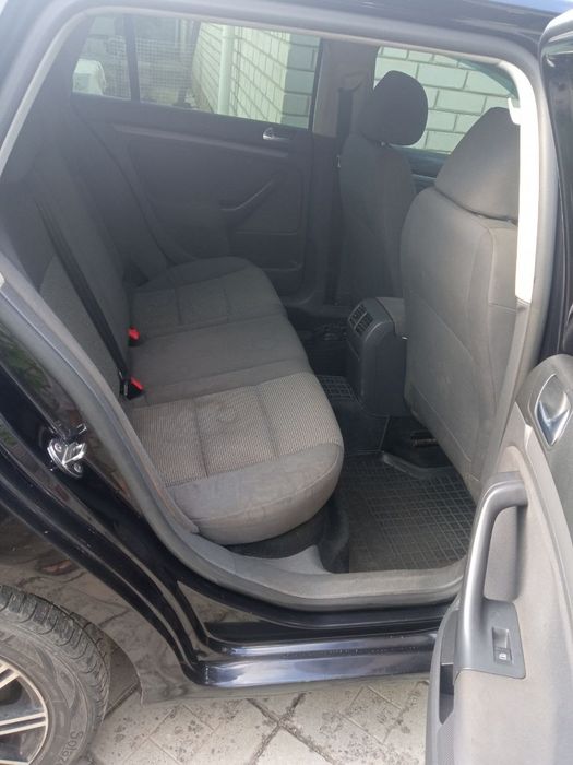 Продам  Volkswagen  Golf 5  2009