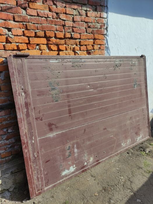 Гаражні ворота 2500*1700  1000*2500