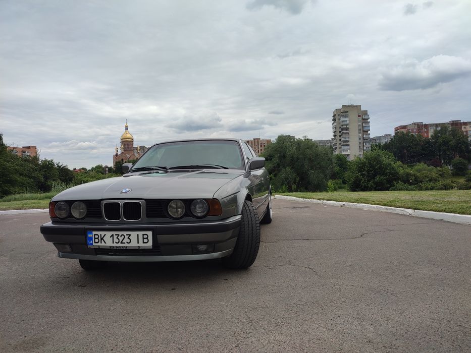 Продам Bmw 535i e34