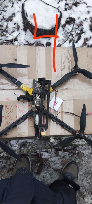 FPV Дроны в хорошем состоянии перешлю новая почта цена 2000 гр штука