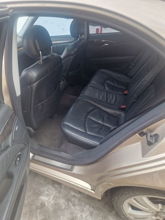 Мерседес w211 рік 2003