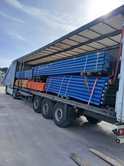 Lote de Estantes Racks industriais.