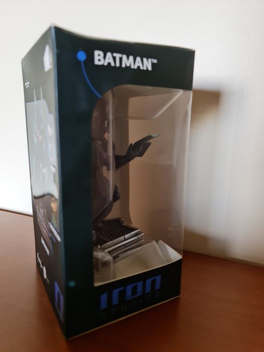 Batman Iron studios