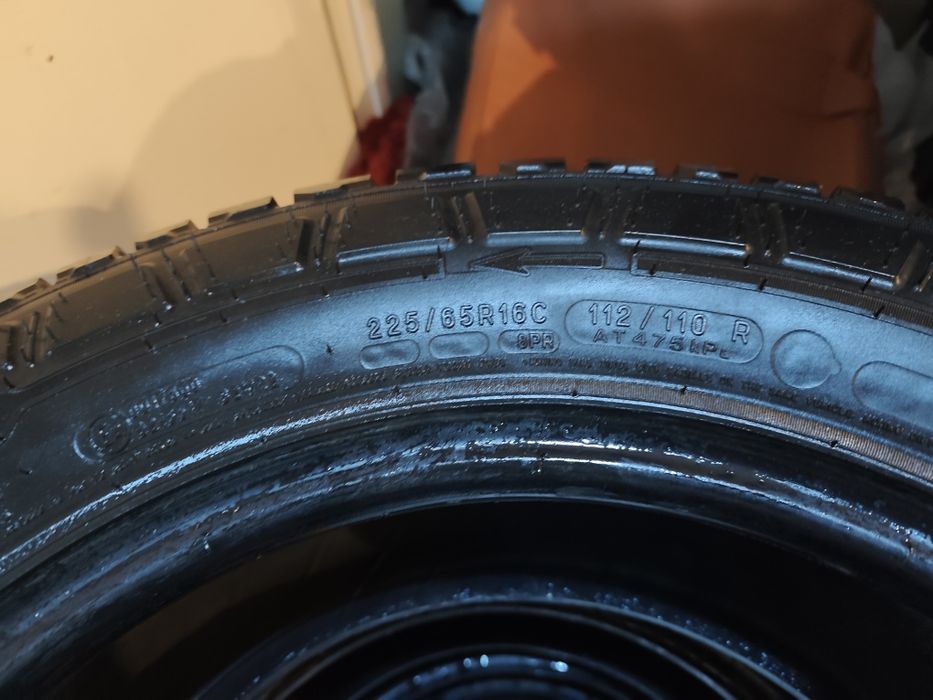 Michelin agilis cross climate 225x65x16 C wielosezon