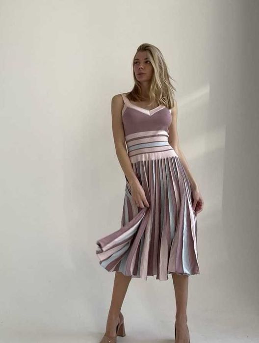 Сарафан вязаный, майка и платье