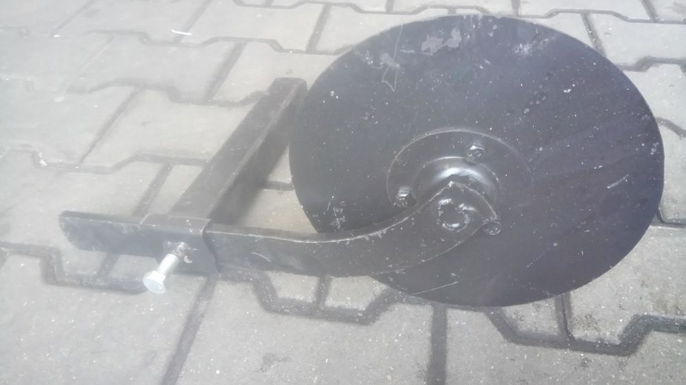 Krój do opielacza, krój do truskawek